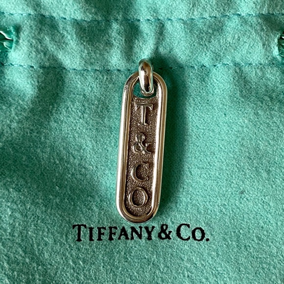 COPY - Tiffany & Co. pendant - Picture 1 of 5